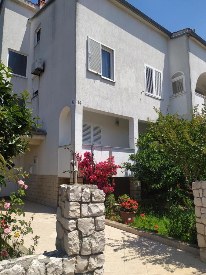 Apartment & Rooms Poppy Rose Zadar Luaran gambar