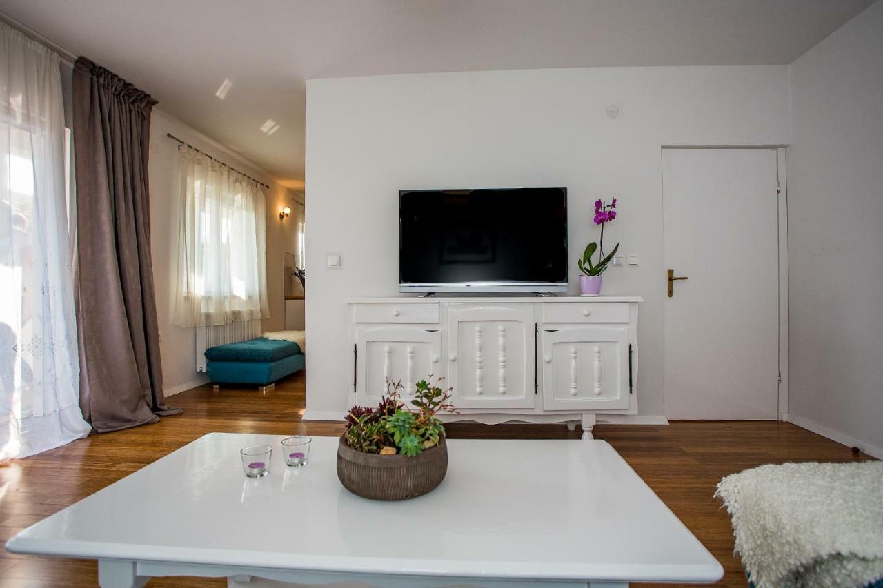 Apartment & Rooms Poppy Rose Zadar Luaran gambar